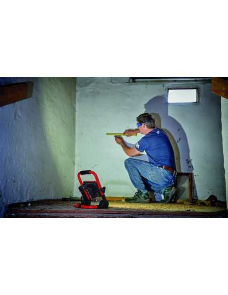 FOCO TC-CL 18/1800 Li - Solo potente, versátil y con brillo ajustable EINHELL