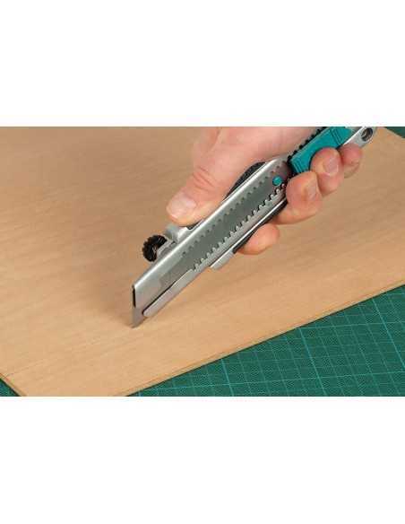 Cúter profesional WOLFCRAFT cuchillas separables de 25 mm
